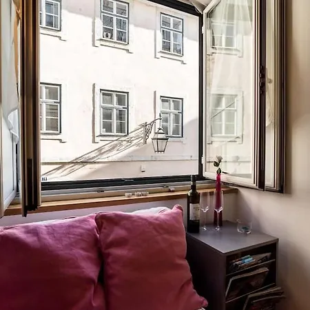 Apartment Apartamento No Coracao Do Chiado, Rua Garrett *