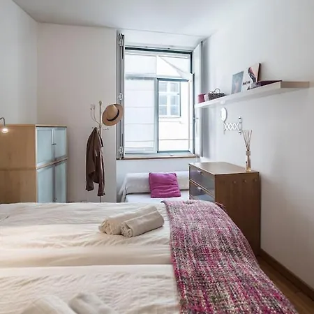 Apartamento No Coracao Do Chiado, Rua Garrett Apartment Lissabon